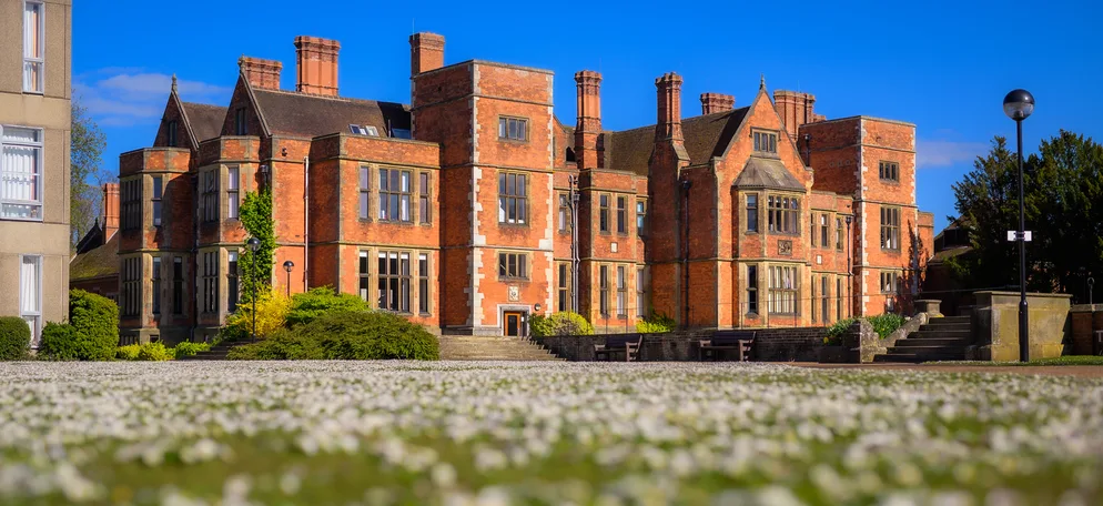 University of York – Đại Học Russell Group Danh Tiếng Tại Anh Quốc