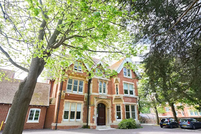 the-worthgate-school