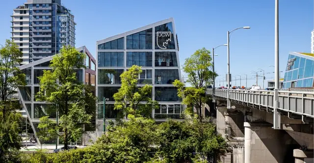 University Canada West - UCW: Du Học Ngành Kinh Doanh Tại Vancouver Với Học Phí Chỉ Từ $14,000